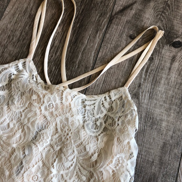 LACE TANK - Picture 2 of 4